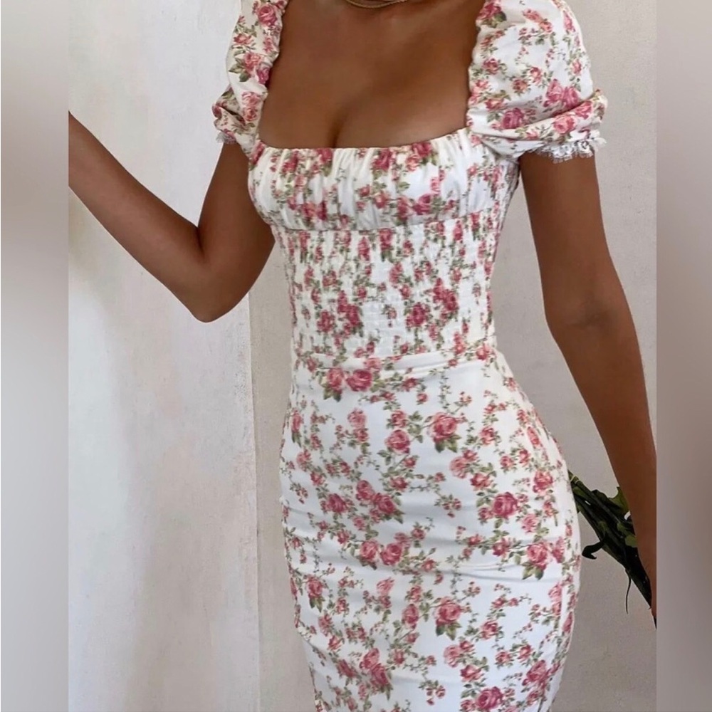 BELLUCCI Dress with elastic band with pink floral